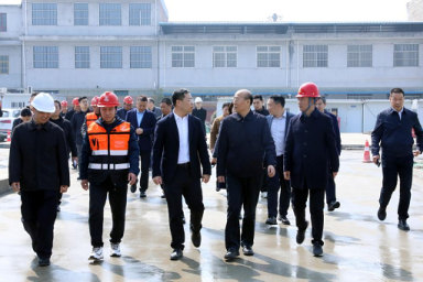 西安市鄠邑区区长汪国栋来校调研项目建设和食品安全工作