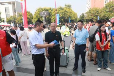 新西必赢人，报到！